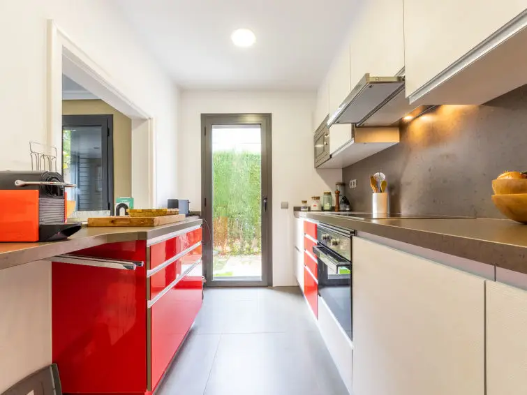 Casa Villa 4 Dormitorios Alquiler Cambrils Espa	

a