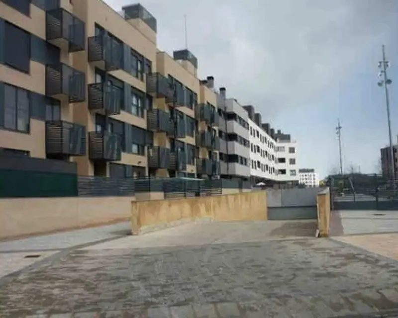 Garaje en Venta en Burgos Alcalde Valentín Niño 20m²