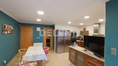 Adosado con Piscina en Hellín