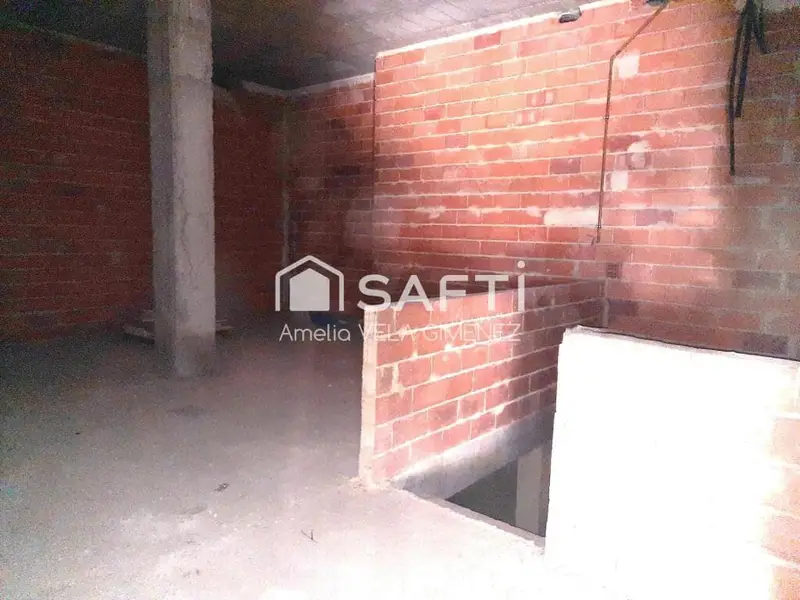 Local Comercial 474m2 Sagunto Gran Escaparate Ocasion Sanidad Hosteleria