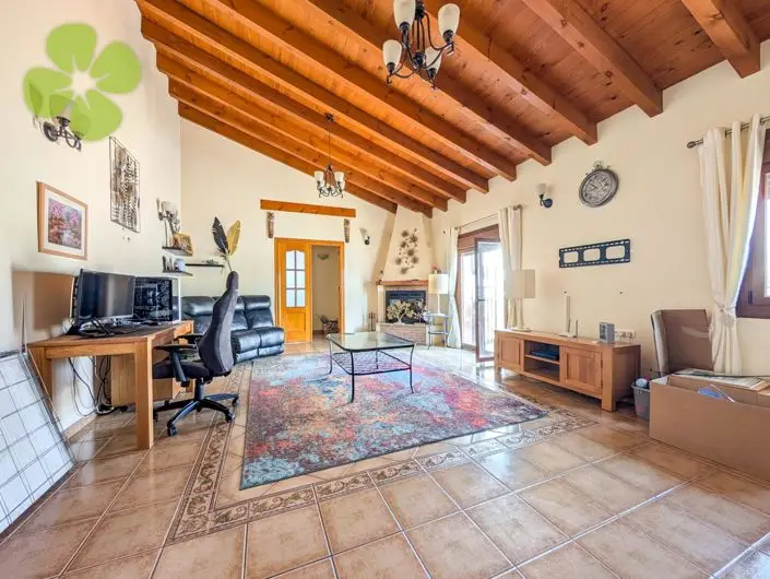 4 Bed Villa for sale