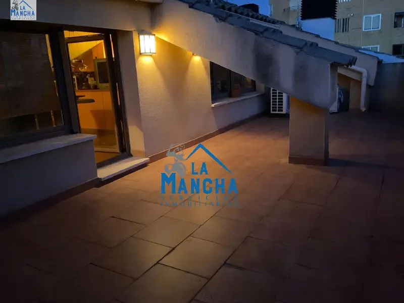 Adosado 360m2 Ensanche Albacete 4 Plantas Garaje Terraza