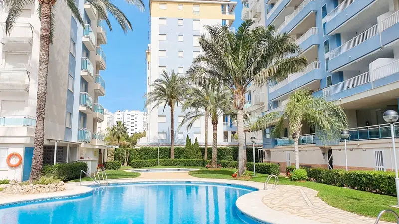 Apartamento en Gandia con Piscina y Tenis