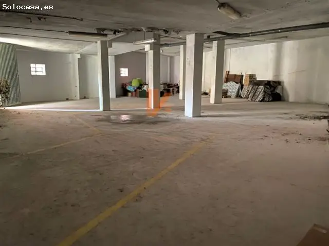 Sotano en Pontepedriña para Garajes y Almacen