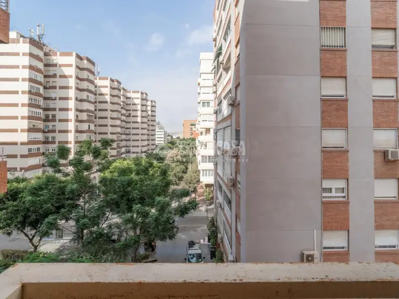 Piso en venta en Pl. Vicario Andrés Pérez Molina