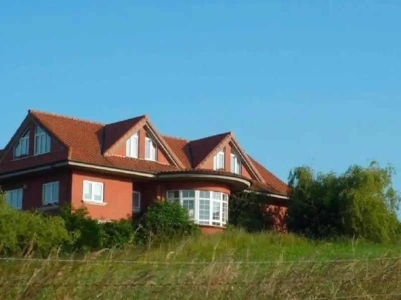 venta Chalet en Igollo de Camargo, Cantabria (DEE-6902/3453)- Globaliza