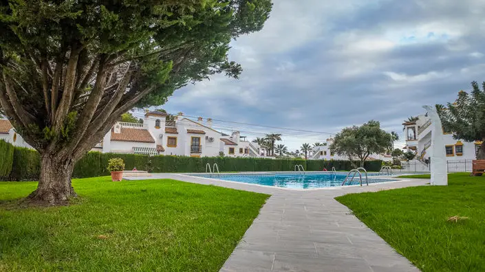 Casa de 3 Dormitorios en Villamartin Orihuela Costa