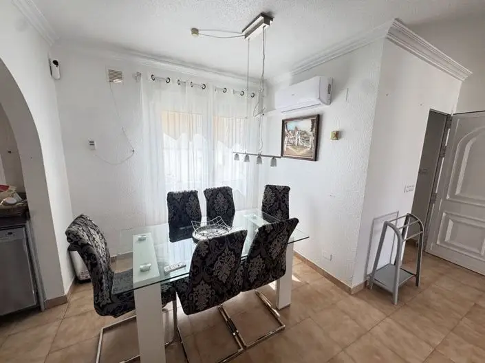 5 Bed Villa for sale