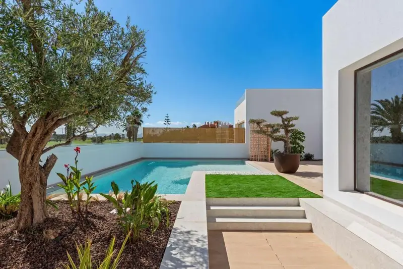 Villas y Apartamentos de Lujo en Los Alcázares Murcia