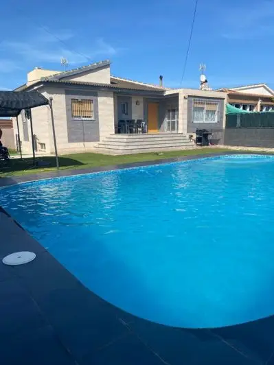 Villa de Lujo en Los Balcones Torrevieja 3 Dormitorios Piscina Privada