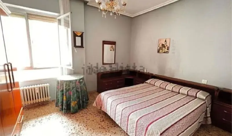 Venta Piso Gran Via Logrono 4 Dormitorios 2 Baños Terraza Amueblado