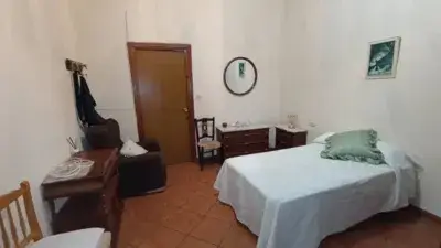 Chalet en Venta Linares Cinco Dormitorios Amplias Habitaciones