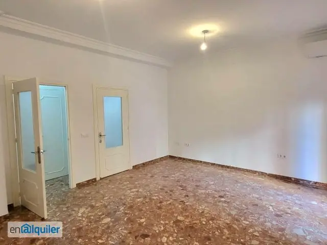 Alquiler piso 144m2 Los Remedios terraza ascensor