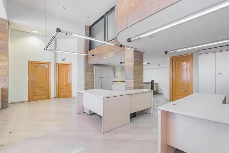 Local Comercial en Venta en Villarejo Granada 186m2