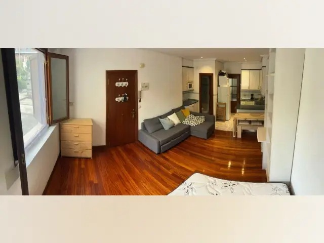 Piso alquiler San Sebastian, España