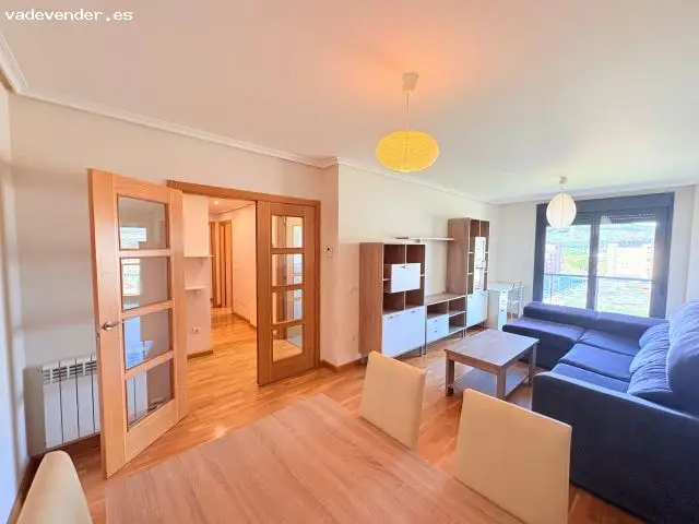 Apartamento en La Rosaleda Ponferrada 90m2 2 habitaciones