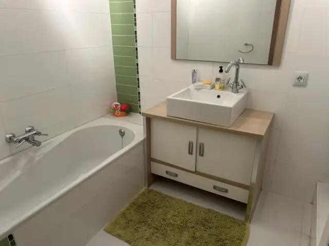 Piso de 3 Dormitorios en venta Calahonda, España