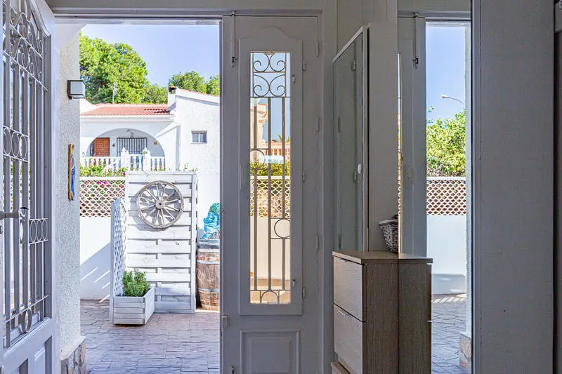 Espectacular Villa en Ciudad Quesada 232m2 4 Dormitorios Piscina