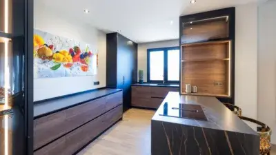 Atico Duplex Reformado en Armilla con Terraza 220m2