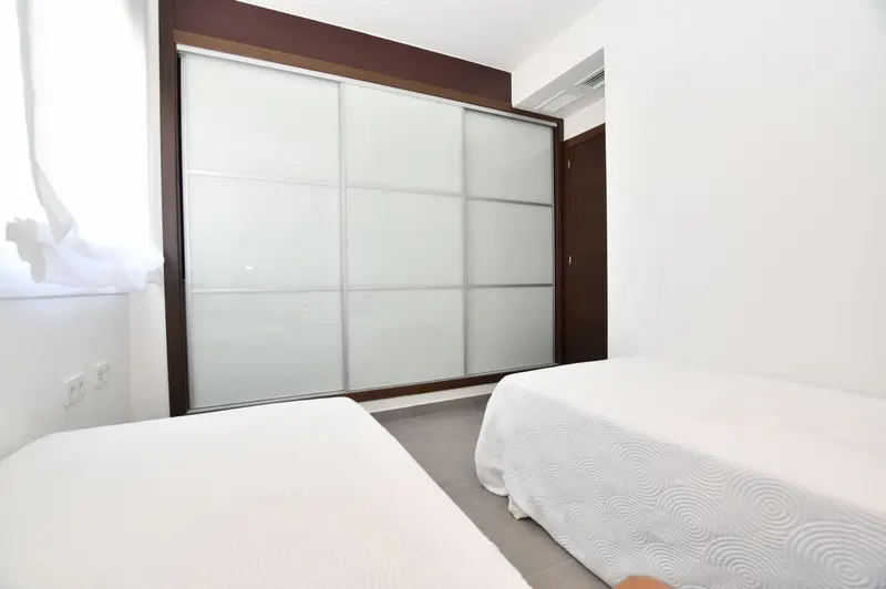 Bungalows de Obra Nueva en San Miguel de Salinas – Naturaleza, Golf y Confort