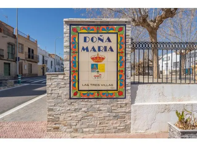 Casa Adosada en Doña Maria Cerca de Almeria