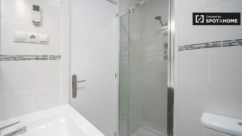 Apartamento 5 dormitorios 2 baños Madrid Alquiler Spotahome