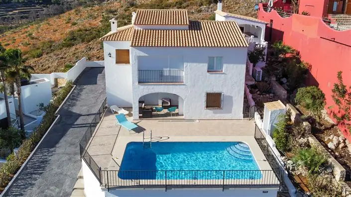 Villa en Venta 4 Dormitorios Adsubia Costa Blanca