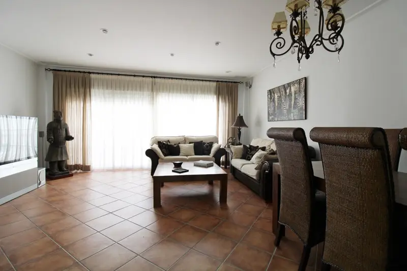 Venta Adosado 360m2 Elche 3 Baños Terraza Barbacoa