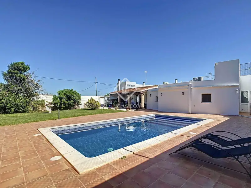Casa Rural en Ciutadella de Menorca 262m² con Piscina