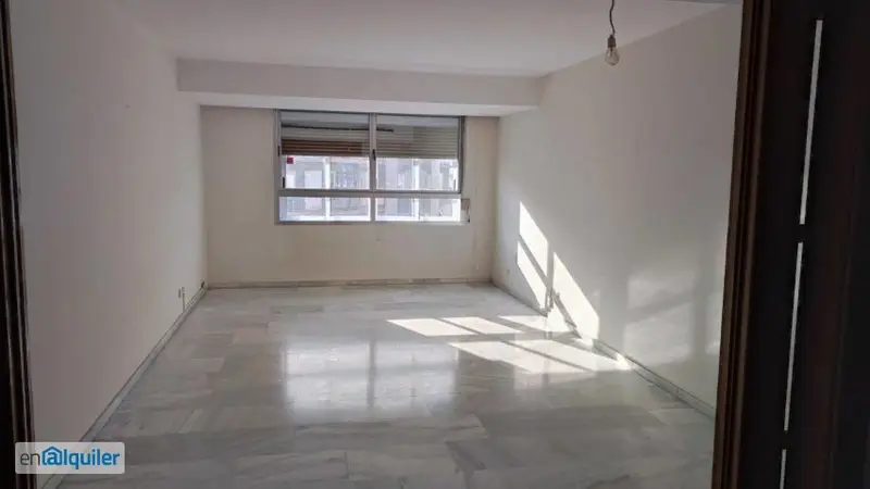 Alquiler Piso Centro con Ascensor Aire Acondicionado