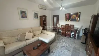 Casa adosada en venta en La Rinconada