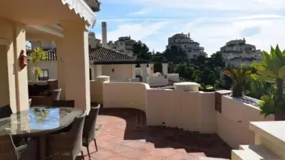 Piso en Alquiler en Benahavis 170m2 3 Dormitorios 4 Baños