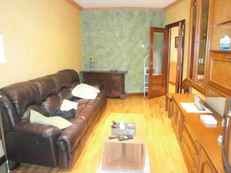 Venta Piso con Calefaccion en Centro Civico Oviedo
