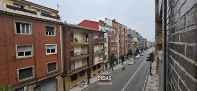 Piso Estudiantes Fuertes Acevedo 3 Habitaciones 2 Banos