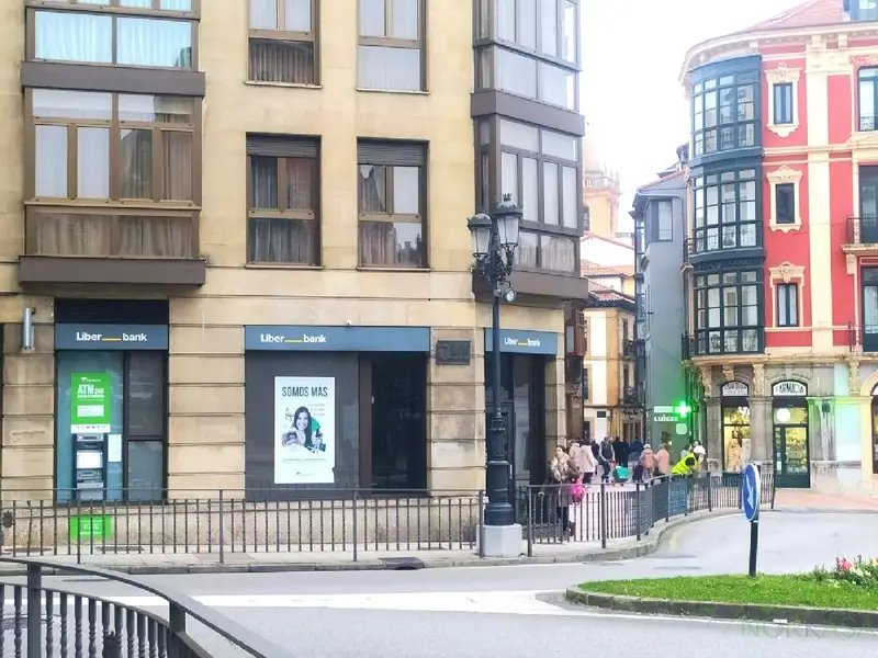 Venta Local Comercial Fontan Oviedo 300m2