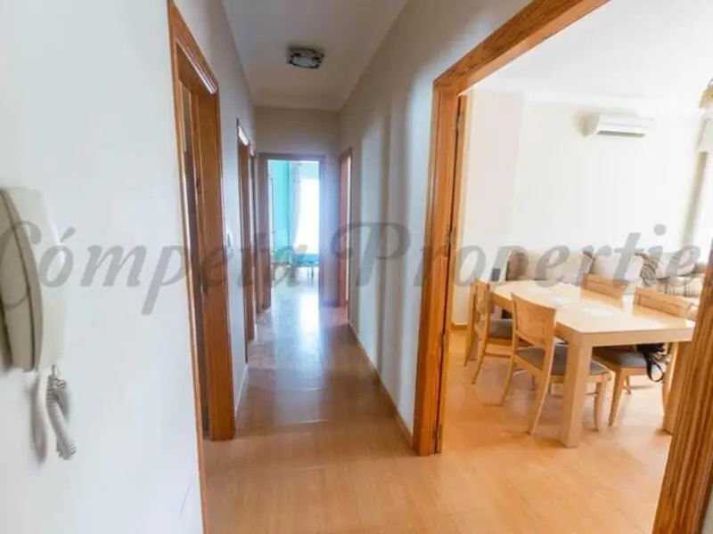 Apartamento 3 Dormitorios Sayalonga Terrazas Jacuzzi Vistas