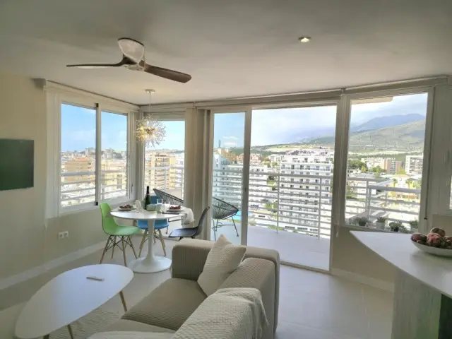 Apartamento 1 Dormitorio Alquiler Torremolinos Vistas Impresionantes