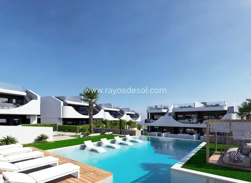 Bungalows en San Miguel de Salinas: Golf Naturaleza y Tranquilidad
