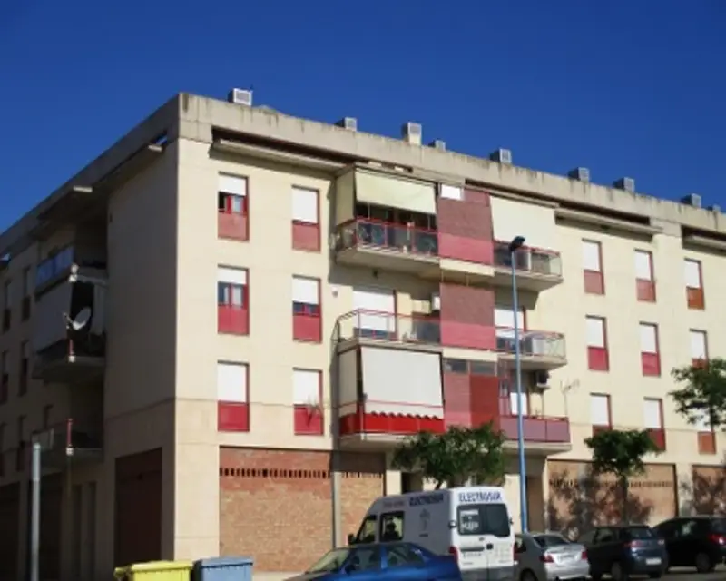 Piso en Venta en Lepe Av de Andalucia