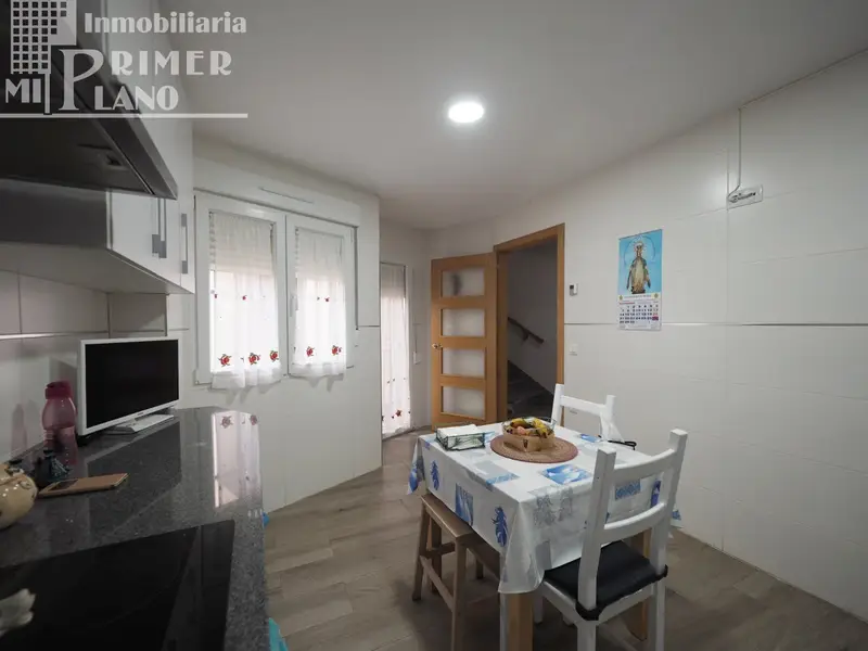 Venta Adosado con patio en Avda. Juan Carlos I, Tomelloso - Ref: C319