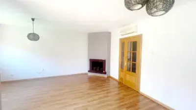 Casa adosada en alquiler en Calle de Alemania