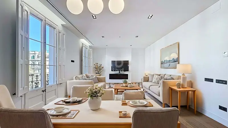 Piso en venta Eixample Derecho 155m2 4 habitaciones Sagrada Familia