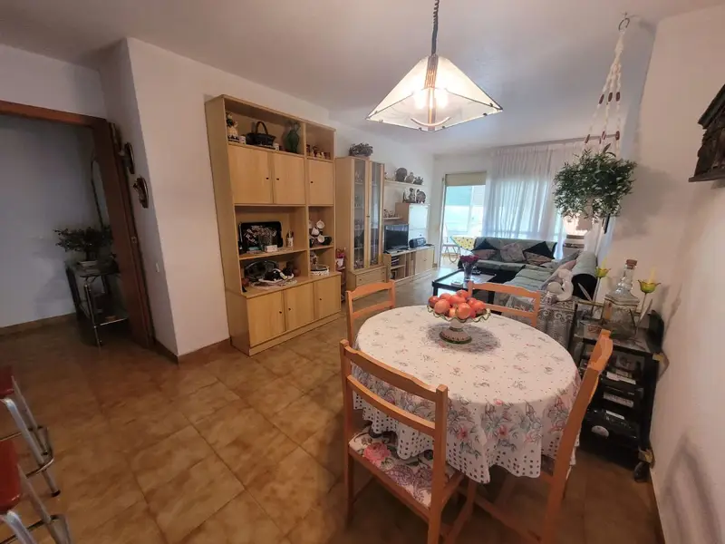 Apartamento en Urbanova con Piscina y Terraza Vistas al Mar