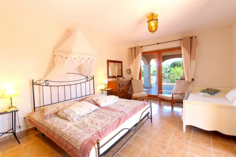 Finca en venta Mallorca 4 dormitorios 4 banos piscina vistas al mar