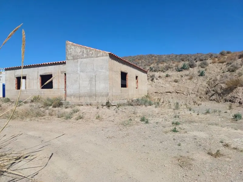 Chalet en Venta en El Puertecico cerca de Huercal Overa