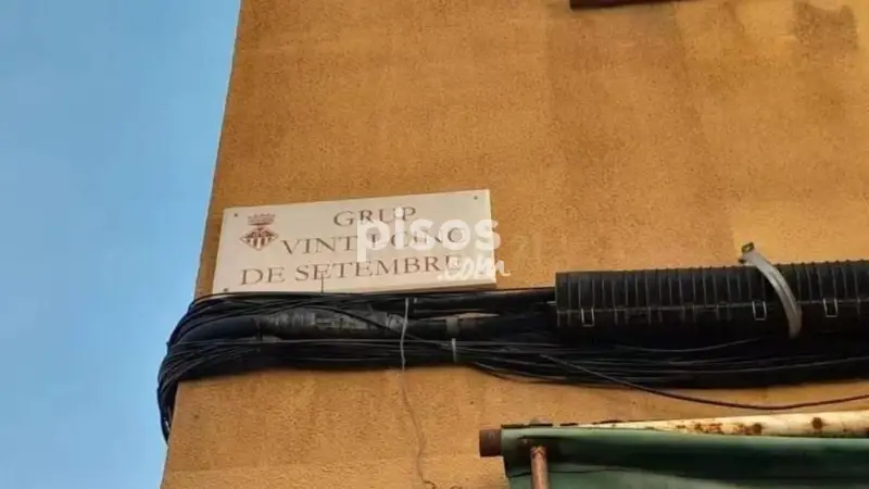 Piso en Venta Rubi Inquilino 3 Habitaciones 2 Baños