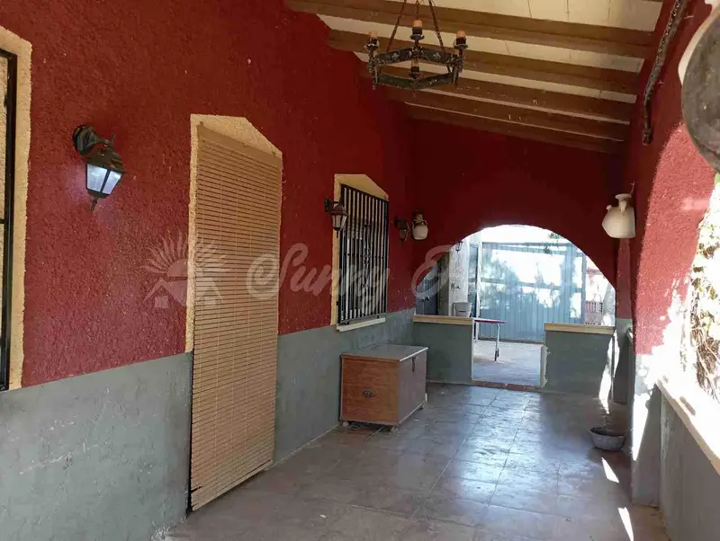 Casa Rural en Jumilla con 3 Dormitorios y Establo