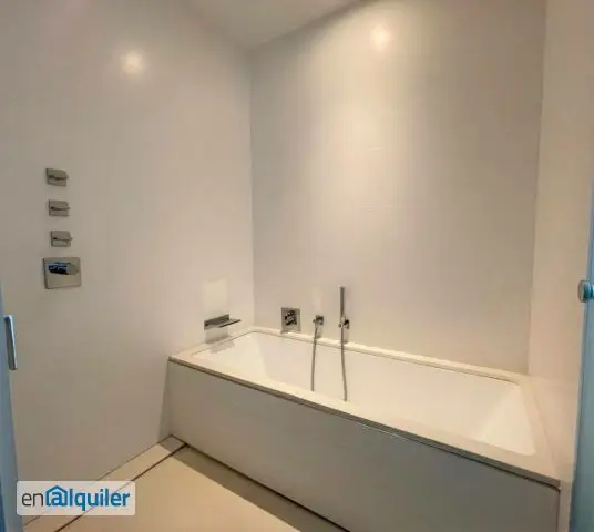 Alquiler piso con 2 baños Centre / centro