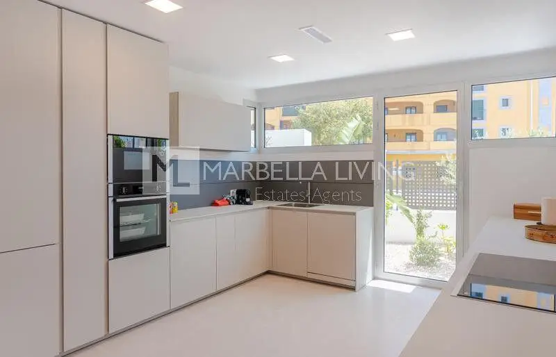 Villa de 3 Dormitorios en San Pedro Alcántara