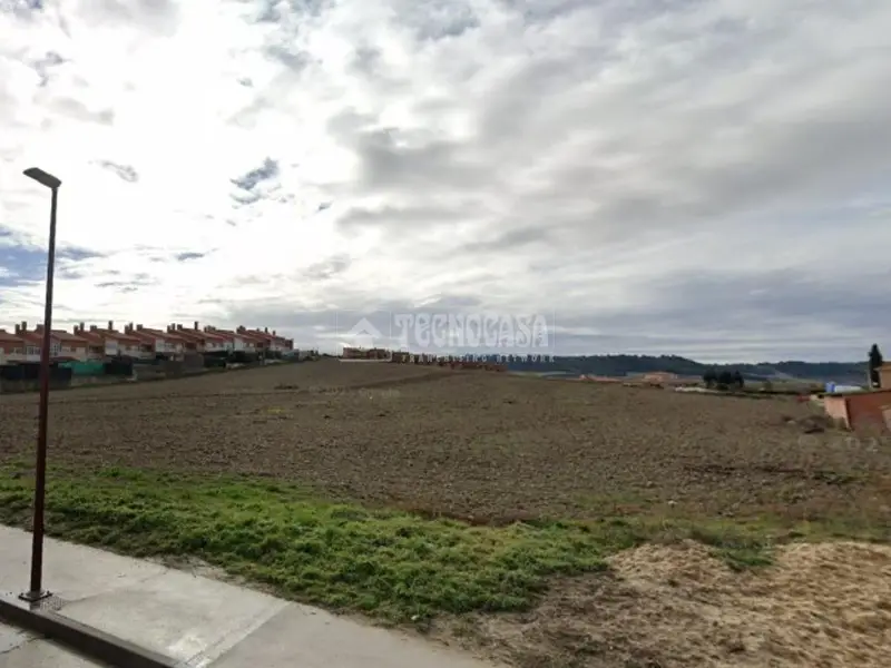 Terreno Urbanizable 23497m2 Renedo de Esgueva